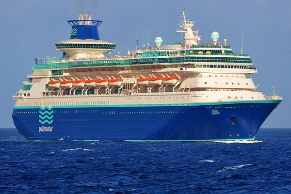 voy-2020-03-pullmantur-monarch.jpg